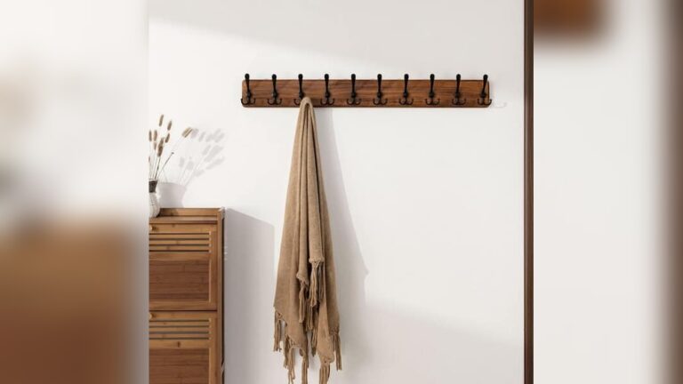 Wall Coat Rack